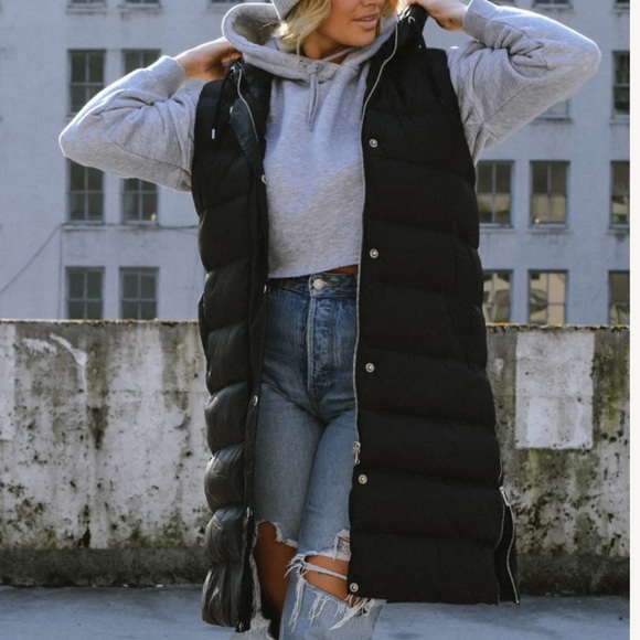 Brand new Size 2/4 Longline puffer vest - Picture 1 of 3